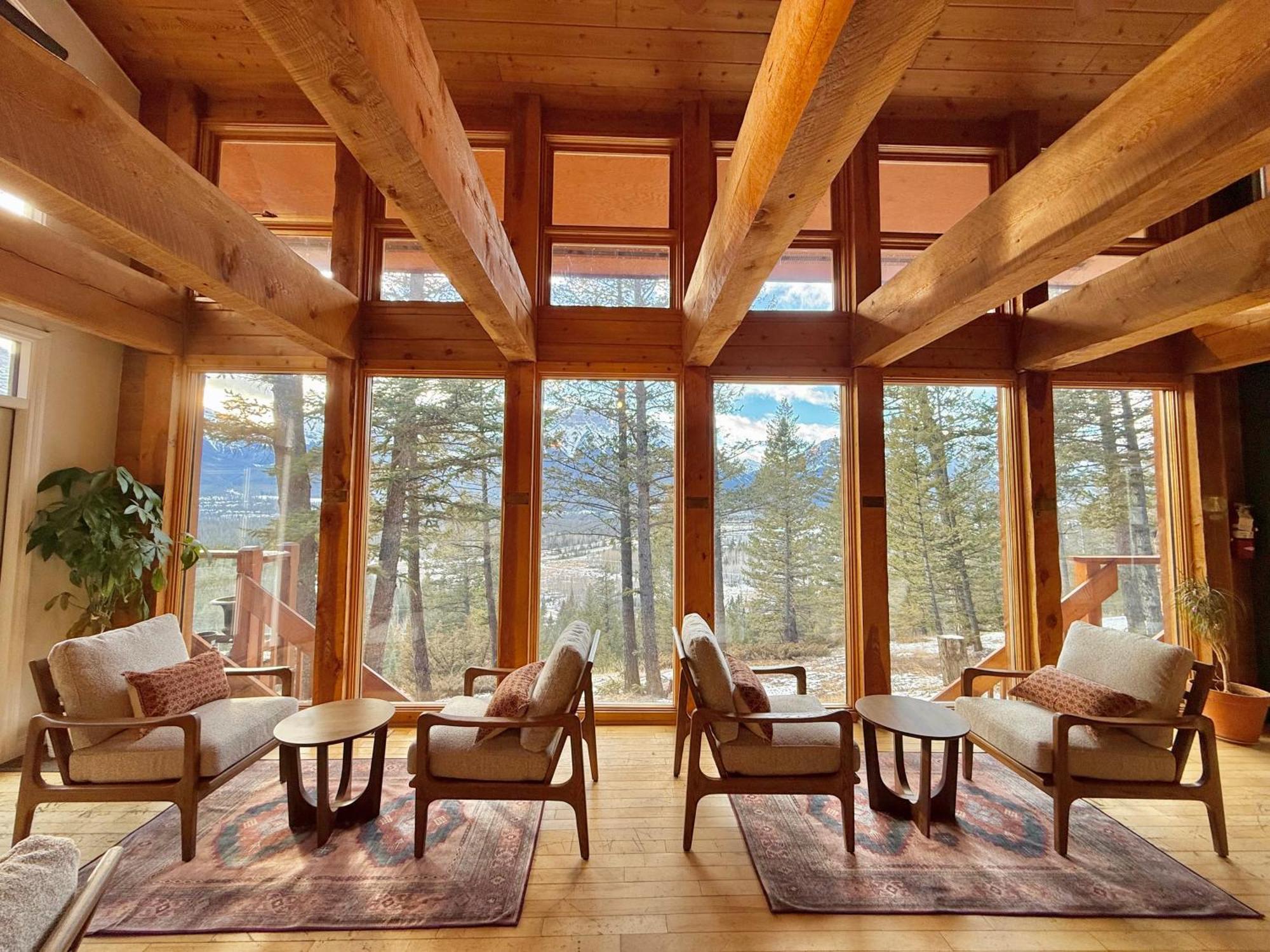 Canmore Alpine Hostel - Alpine Club Of Canada Bagian luar foto